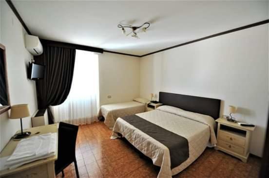 Hotel Il Cammino Di Francesco Bastia Umbra Exterior foto